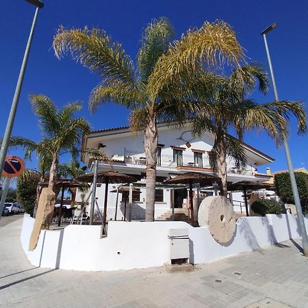 Hostal Espai Mediterrani La Pobla de Vallbona Exterior foto